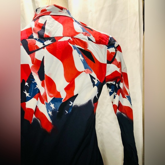 Macy’s INC men’s Abstract Stars and Stripes MED slim shirt Red white / Navy - Picture 6 of 11